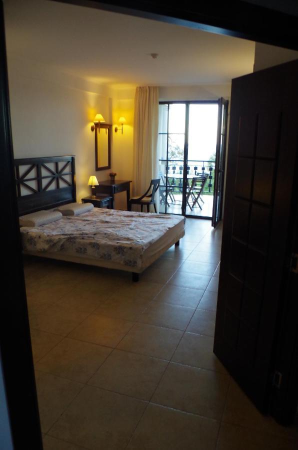 Beautiful 1St-Line Seaview Private Appartement In The Cliff Resort Obzor Esterno foto