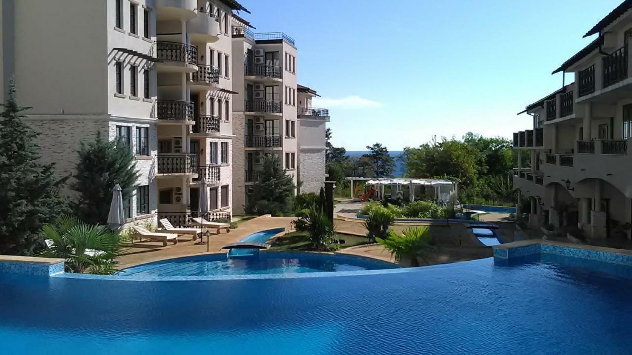 Beautiful 1St-Line Seaview Private Appartement In The Cliff Resort Obzor Esterno foto